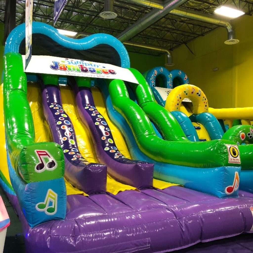 Bounce house indoor clearance playground